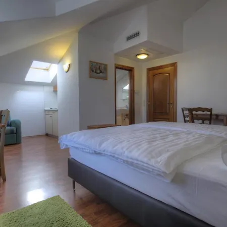 Hotel Aparthotel Zaton
