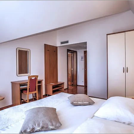 Aparthotel Zaton Hotel
