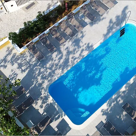Aparthotel Zaton 3*