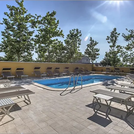 Aparthotel Zaton 3*