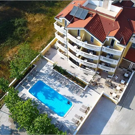 Aparthotel Zaton 3*