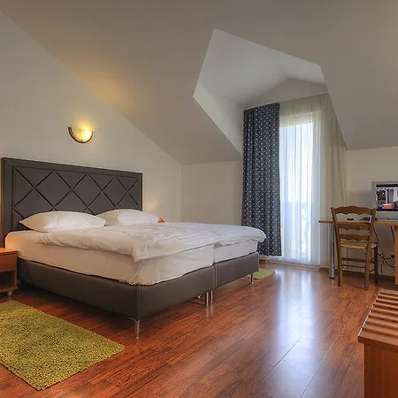 Zaton Hotel