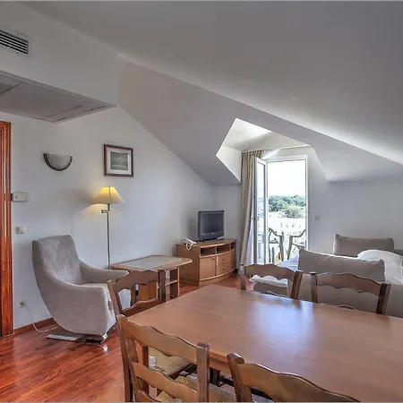 Aparthotel Zaton